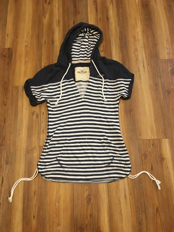 Hollister vintage para mujer talla. Top con capucha cuello en V punto a rayas gris y blanco L. Suave. Foto 1 de 4