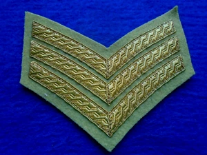 1 X CHESHIRE REGIMENT SERGEANTS MESS DRESS STRIPES, CHEVRONS - Picture 1 of 2
