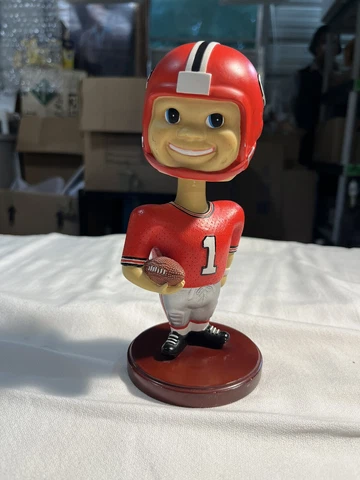 GEORGIA BULLDOGS Vintage Retro Football Player Bobblehead Cover