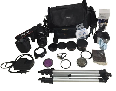 Cámara digital Canon EOS 800D con tarjeta SD de 18-55 mm/trípode/64 GB y más Foto 1 de 4