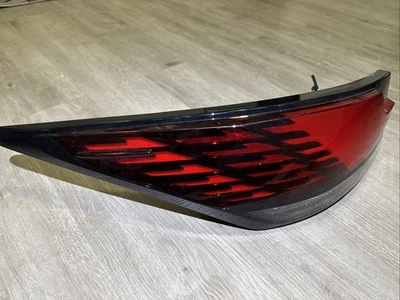 2023-2025 LEXUS RX350 RX350h RX500h LUZ TRASERA LADO DEL CONDUCTOR OEM LED LH Foto 1 de 4