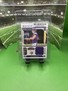 Camiseta deportiva de novato de fútbol americano Panini Contenders 2024 JJ McCarthy #RTS-JJM (MEM) - Imagen 1 de 6