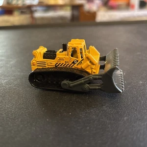 2000 Mattel Matchbox Diecast MB601 BULLDOZER Non Super Treasure Hunt - Picture 1 of 5