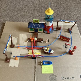 LEGO #4982 SpongeBob SquarePants Mrs Puffs Boating School 2007 + #7610 Boat