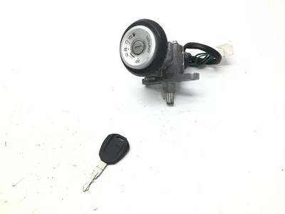 BLOCCHETTO ACCENSIONE E CHIAVE SYM SYMPHONY ST E5 50 2021 LXMXLA101MXB - Immagine 1 di 4