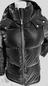 NEU CLAVIN KLEIN LEICHTE GEFÜTTERTE SCHWARZE DAMENJACKE MIT KAPUZE GRÖSSE M - Bild 1 von 3