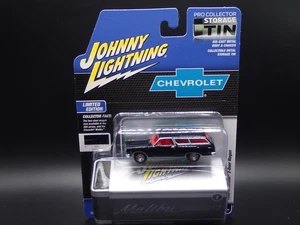 2025 JOHNNY LIGHTNING 1965 CHEVROLET 2-DOOR WAGON ORANGE TIN R2 VS A NO 1 1:64 - Picture 1 of 7