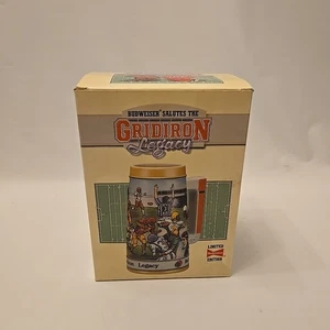 ANHEUSER-BUSCH 1990 BUDWEISER SALUTA LA GRIGLIA π LEGACY STEIN NUOVO CON SCATOLA - Foto 1 di 10