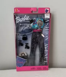 Barbie Fashion Avenue 2002 Mattel New in the Box Glitter Design Pants Top Shoes - Picture 1 of 13