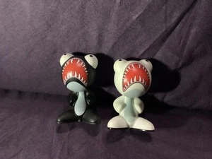 UB Funkeys nibble- White, Black LOT 2 figures - PC game character- Very Rare - Picture 1 of 2