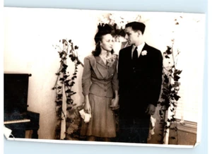 Vintage Foto 1943, frisch verheiratetes Paar Birmingham Alabama, 4,5x2,5, Sepia - Bild 1 von 2