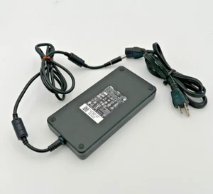 Adaptador o cargador de corriente alterna original genuino Dell 12.3A 19.5V 240W - Imagen 1 de 5