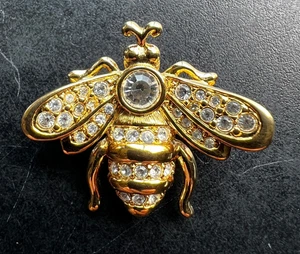 SWAROVSKI Gold and Crystal Bee Pin and Brooch - - Picture 1 of 4