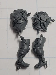 40k Adeptus Mechanicus Bits Battleclade Servitor Technomedic Torso Legs #33 - Picture 1 of 5