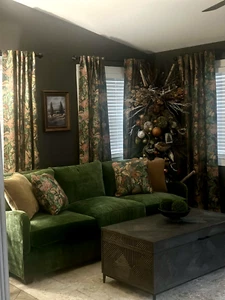 2 DRAPES LIMITED Bell Blooms in Jade Gaughin Art Can't Take Your Eyes Off It - Picture 1 of 10