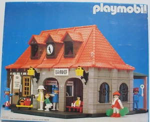 PLAYMOBIL 4300 V1 Bahnhof in OVP Box für Eisenbahn Zug Spur G Railroad Station - Bild 1 von 13