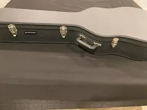 Una Guitarra Electroacústica - Picture 1 of 7