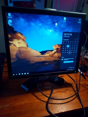 Dell 17" LCD Monitor  Model 1707FPt  With Stand & Cable Set - Image 1 of 4