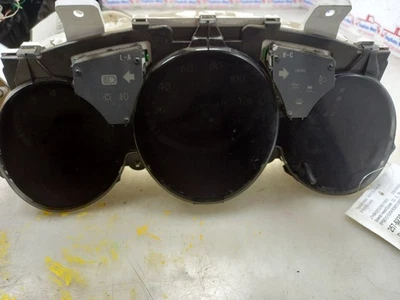 04 LEXUS ES330 SPEEDOMETER CLUSTER MPH 83800-33680 - Image 1 of 4