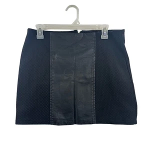 Minifalda con panel de imitación de cuero texturizado negro muy J talla L - Imagen 1 de 10