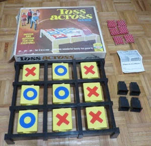 Vintage Toss Across Game 1970 Ideal Toy Corp Original Box, Instructions & 6 Bags - Picture 1 of 19