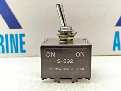 Interruttore A Leva S-832 30A 125V/30A 250V AC - Immagine 1 di 4