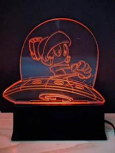 Escultura de luz cortada con láser Buzzy Trusiani Marvin la nave espacial marciana 1999 FUNCIONA - Imagen 1 de 18
