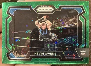 2024 WWE Prizm Kevin Owens Green Under Card Refractor /49 Disco SP #92 KO - Bild 1 von 2