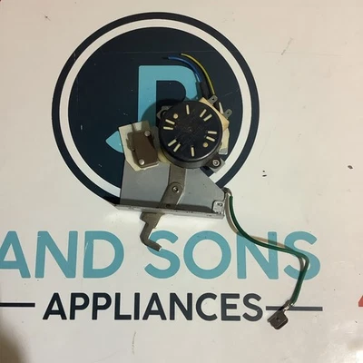  GE Range/Estufa/Horno PESTILLO AUTOMÁTICO WB10X20842 Foto 1 de 4