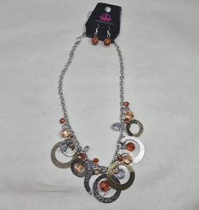 Paparazzi Silver Tone Necklace & Earrings Set - NWT - Picture 1 of 5