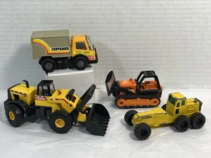Lote de 4 vehículos vintage de mini camiones de construcción diecast Tonka Trucks - Imagen 1 de 18