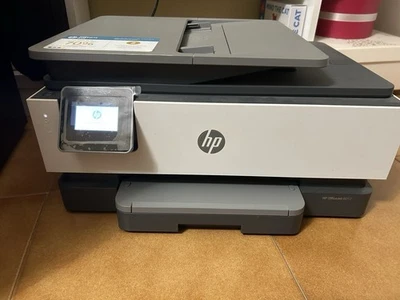 HP OfficeJet 8012 Stampante Multifunzione a Colori a Getto d'Inchiostro - Grigio - Immagine 1 di 4