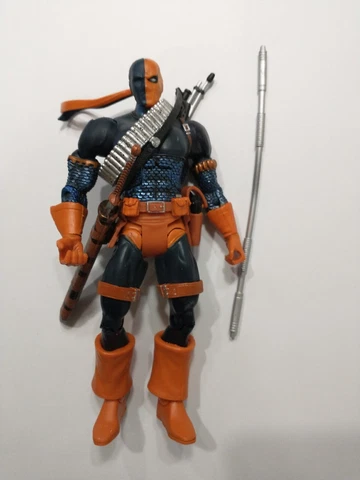 DC Universe Classics Loose Figure Deathstroke Cover