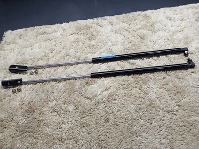 GEO METRO XFI REAR HATCH STRUTS 1989 1990 1991 1992 1993 1994 — 第 1/4 张图片