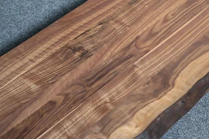 Tablero de mesa placa de nogal madera maciza con borde de árbol NUEVO tablero de madera encolada  - Imagen 1 de 12