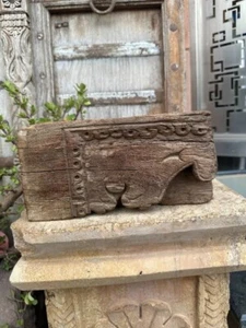 Ancient Old Wooden Hand Carved Floral Dark Wood Figured Bracket Panel - Picture 1 of 8