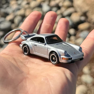 Fast & Furious Premium Porsche 911 Carrera RS 3.8 Keychain Keyring Accessories - Image 1 of 4