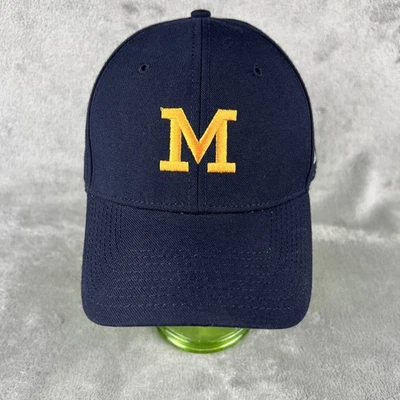 Vintage Michigan Wolverines Hat Blue Nike Fitted 7 3/8 NCAA Football - Image 1 of 4