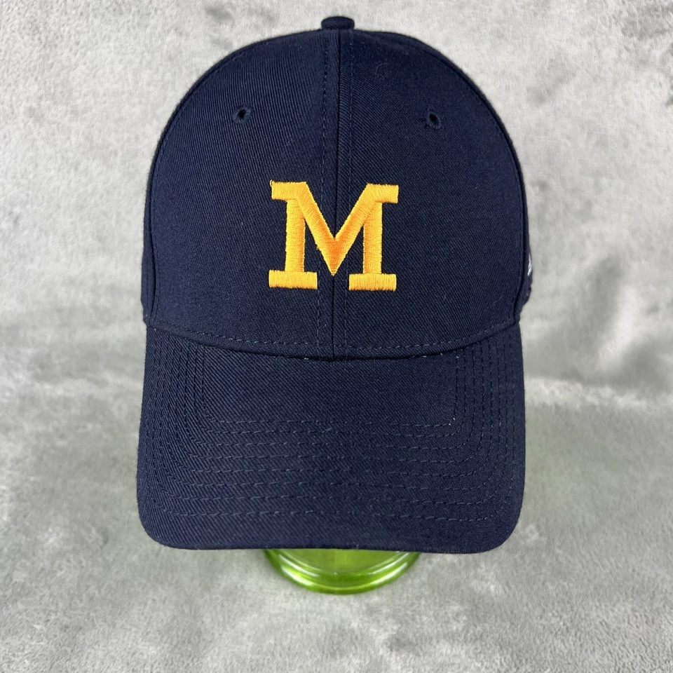 Vintage Michigan Wolverines Hat Blue Nike Fitted 7 3/8 NCAA Football - Image 1 of 4