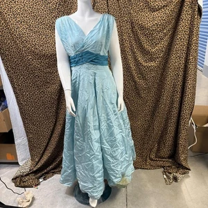 Vestido de tafetán azul aguamarina de la década de 1950 vestido falda completa con cuentas de pavo real talla M envío gratuito - Imagen 1 de 15
