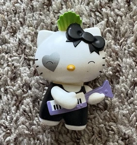 Hello Kitty McDonalds Happy Meal Spielzeug #8 Rockin' Roll 2019 Sanrio Tastatur - Bild 1 von 7