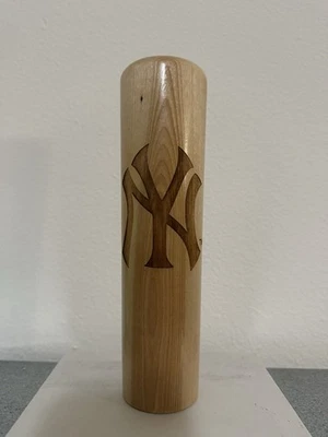 New York Yankees "NY" Dugout Mug® | Engraved Baseball Bat Mug 12 oz. MLB EUC - Image 1 of 4