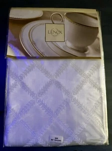 New NIP Beautiful Lenox Laurel Leaf 90” Round White Wedding - Picture 1 of 3