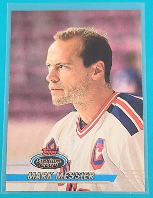 1993-94 Stadium Club #35 Mark Messier New York Rangers HOCKEY Card I9 - Image 1 of 2