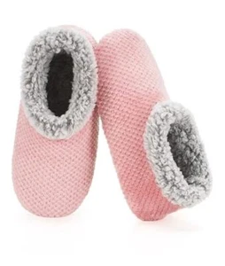 Soft Fuzzy Slippers for Women Indoor, Warm Furry House Sock Shoes 9-10 Pink - Picture 1 of 8