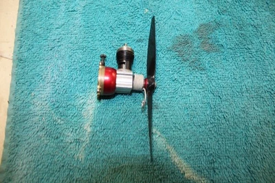 Cox, Pee Wee .020, Vintage Nitro Engine. - Image 1 of 4