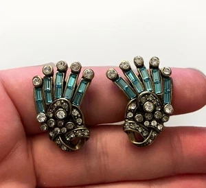 Heidi Daus Crystal Hue Persuasion Art Deco Clip Ohrringe blau weiß signiert - Bild 1 von 8