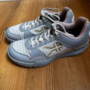 Sneakers da ginnastica Kuru Quantum grigie stringate TAGLIA 8,5 - Foto 1 di 6