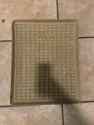 Volvo 240 Rear OEM All Weather Waffle Floor Mat Tan (1 EA) - Image 1 of 3