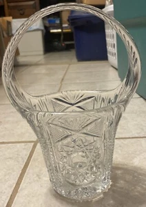 Basket Vase Clear Heavy Crystal - Picture 1 of 10